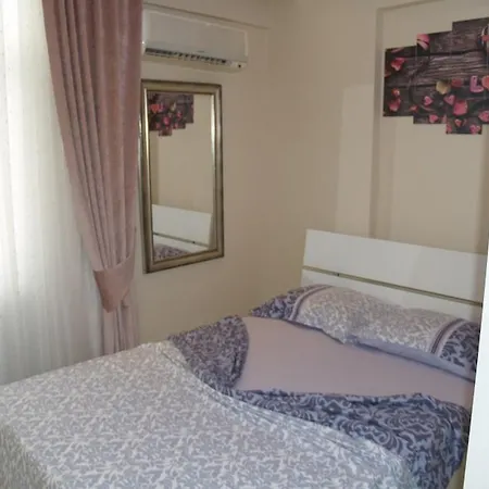 Apartment Royal 5 Mutlu *