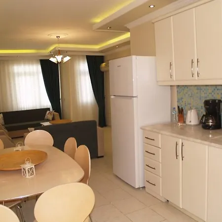 Royal 5 Mutlu Apartment Avsallar
