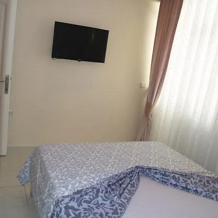 Apartment Royal 5 Mutlu