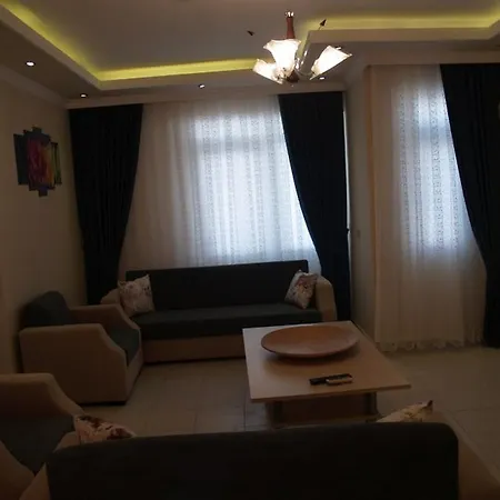 Royal 5 Mutlu Apartment