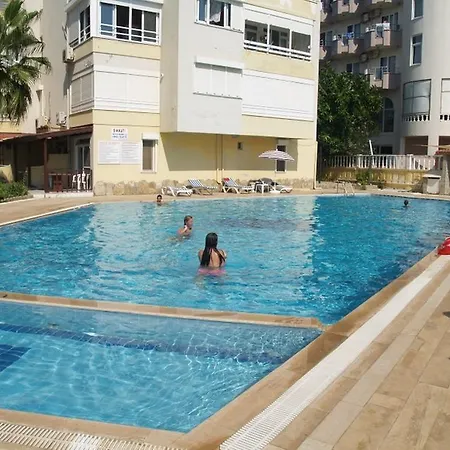 Royal 5 Mutlu